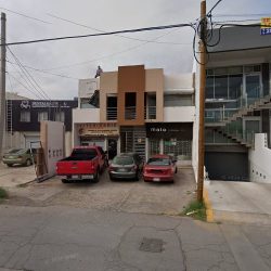 Negocio Clinica Veterinaria "del Valle"