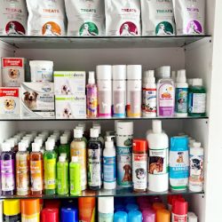 Veterinaria Como Perros Y Gatos (sucursal Arqueros)