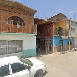 Negocio Forrajera Y Veterinaria El Sabino